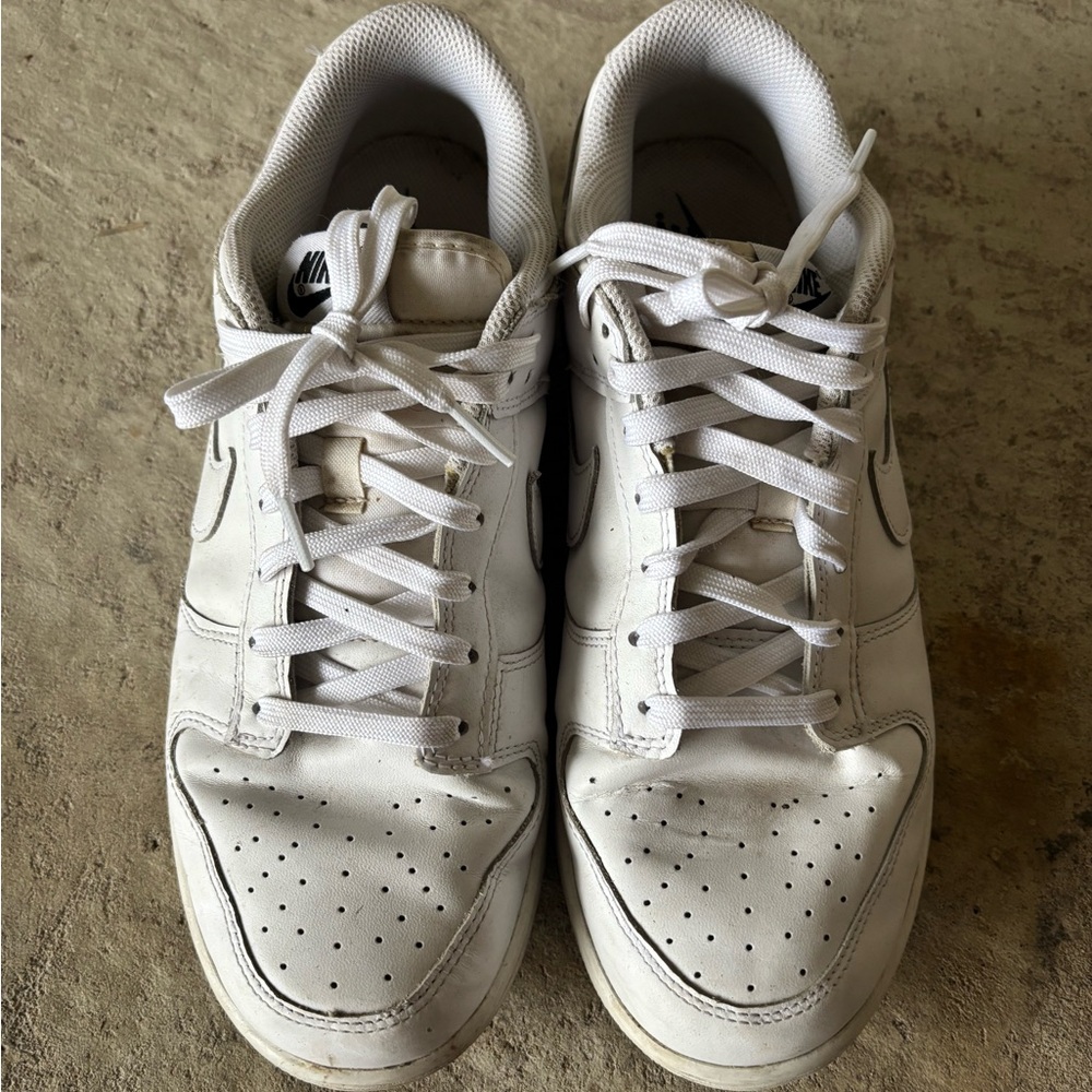 Nike Triple White Dunks